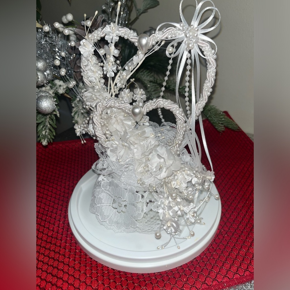 Laura Lees Decortive Heart Wedding Cake Topper - Picture 14 of 15
